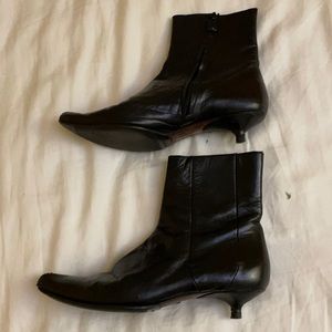 Gorgeous black Ankle boots